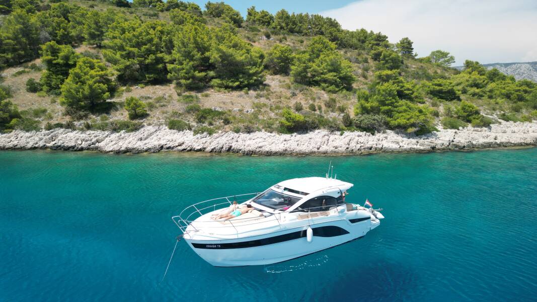 Bavaria SR41  | Ivana