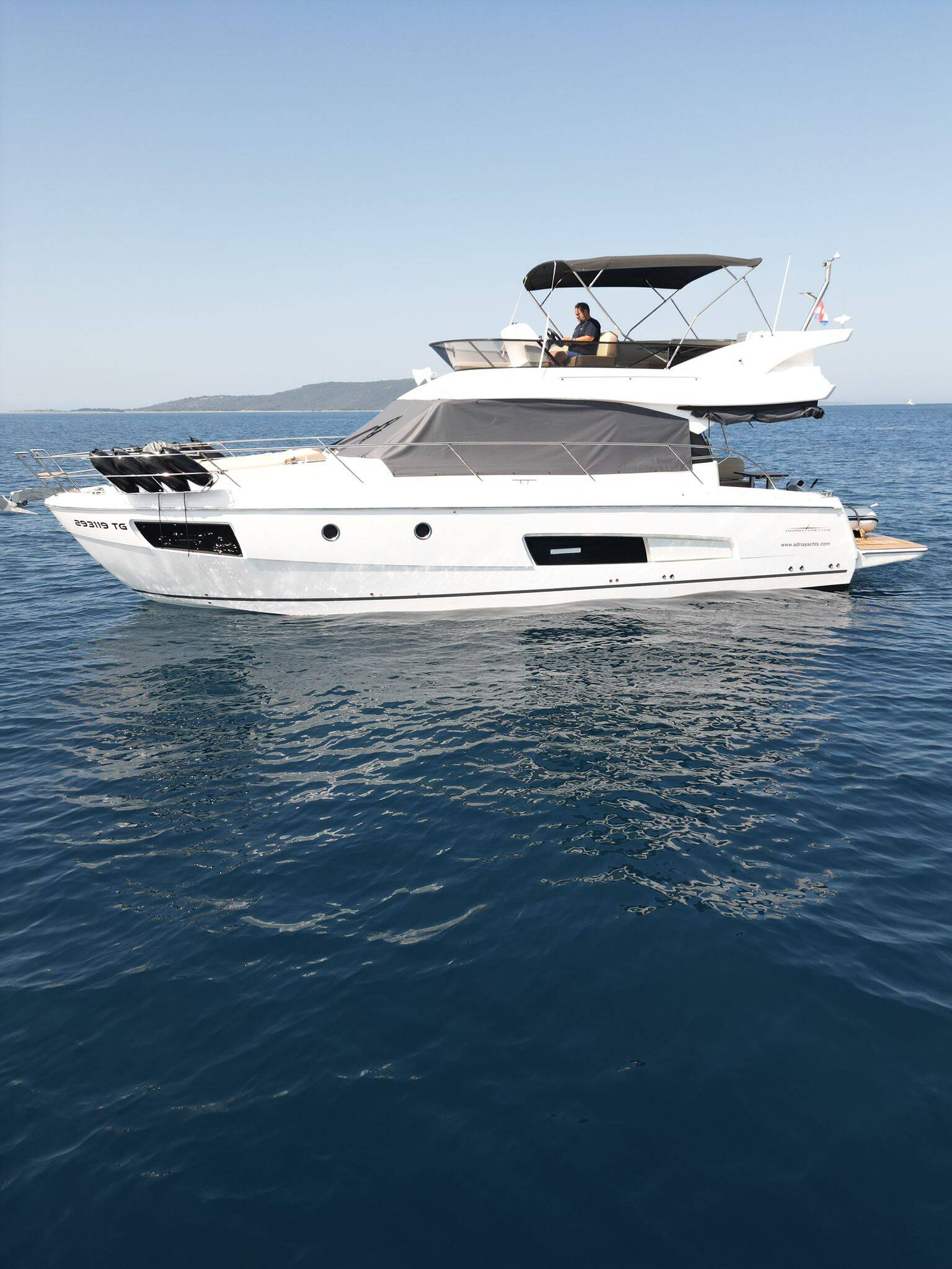 Bavaria Virtess 420 | Lana