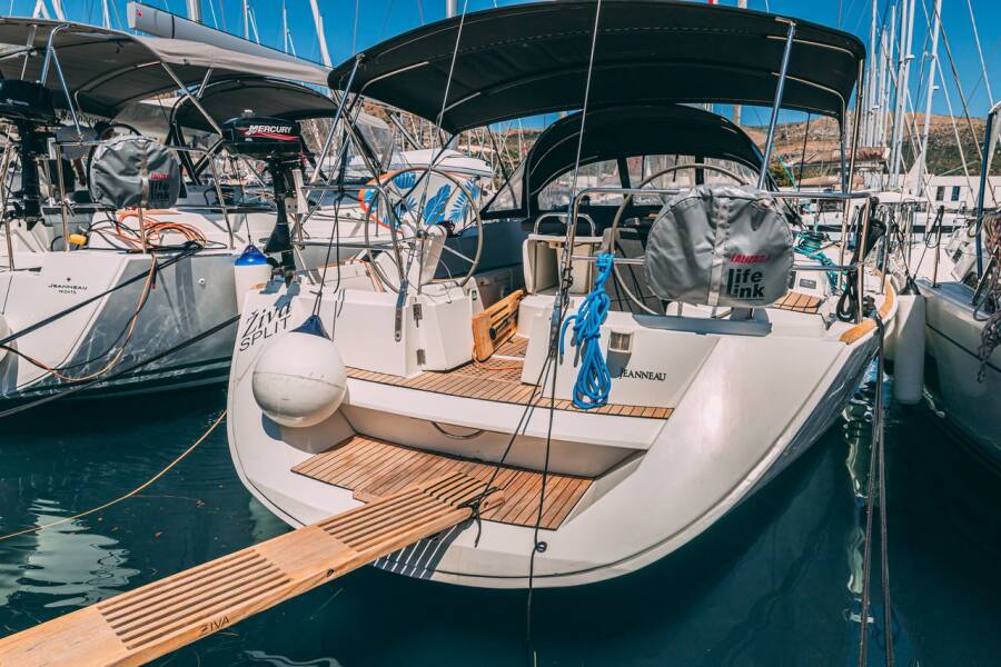 Beneteau Sun Odyssey 49  | Živa