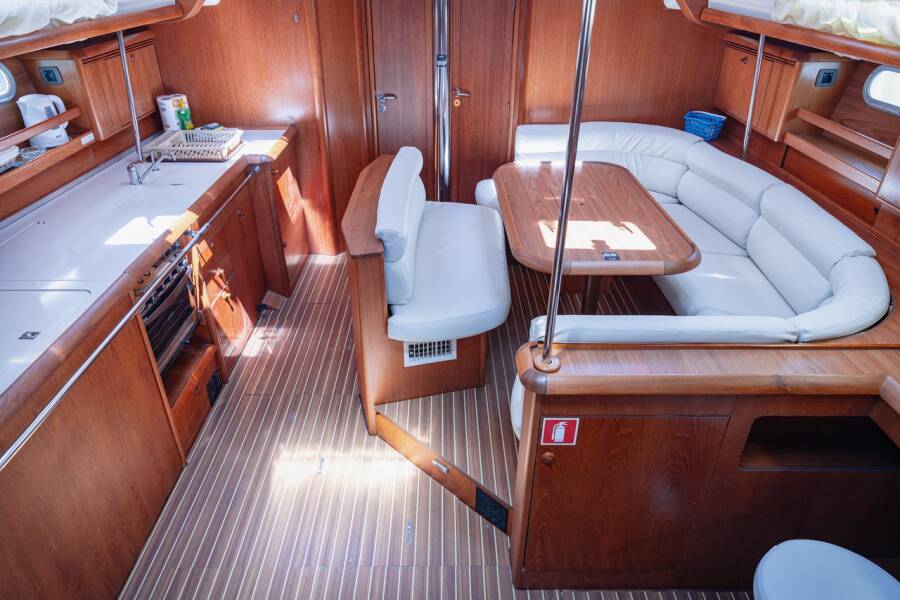 Beneteau Sun Odyssey 49  | Živa