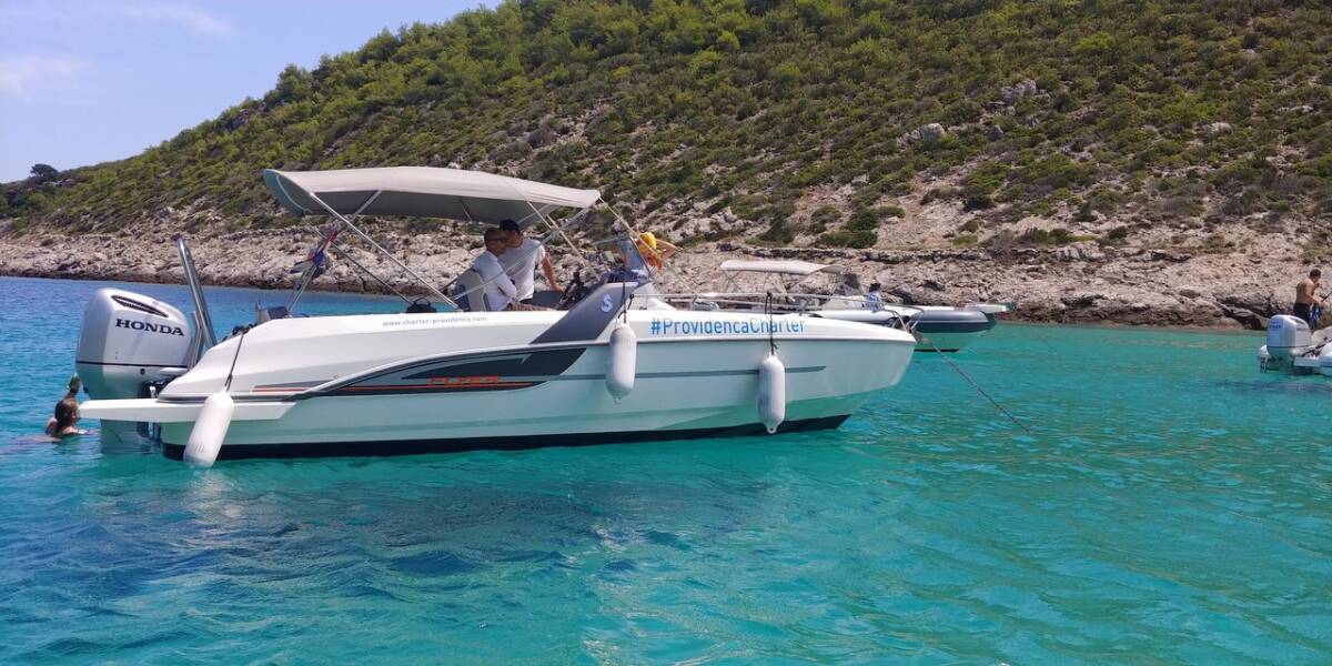 Beneteau  | Beneath Flyer 7.7 Space Deck