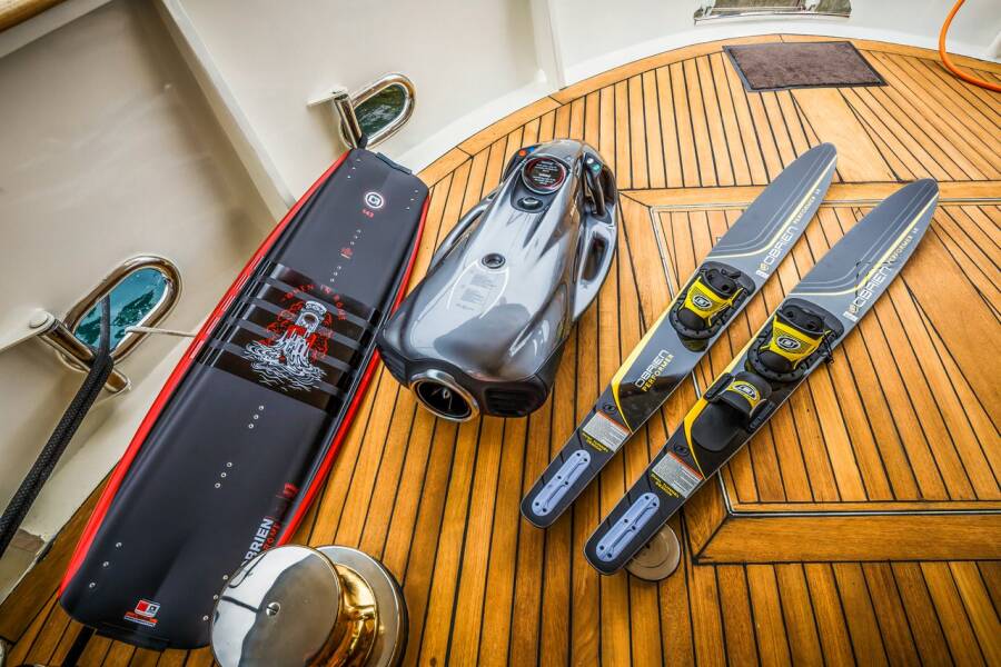 Benetti Classsic 115  | To Je To