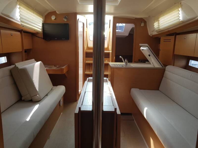 Dufour 310 GL  | Apolonia