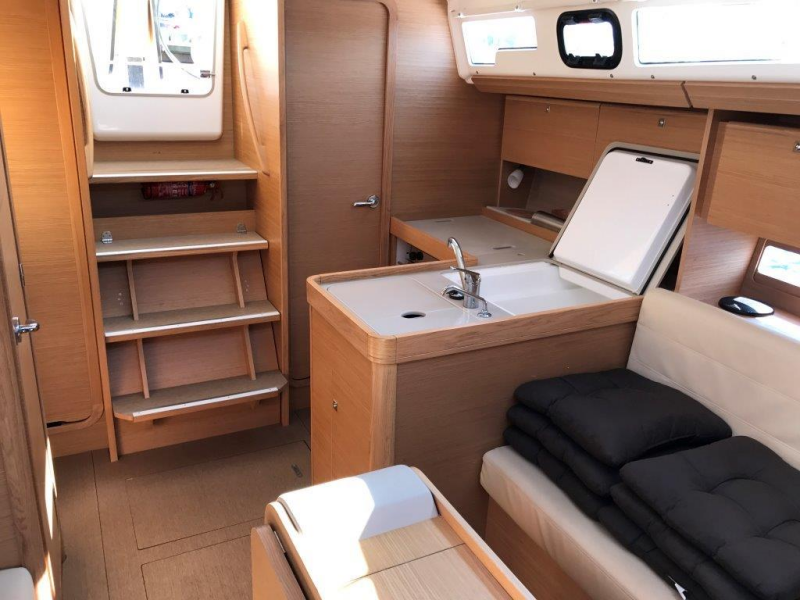 Dufour 350 GL  | Luna