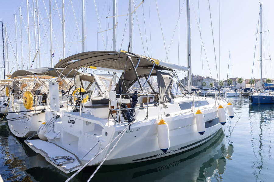 Dufour 37  | Lumi