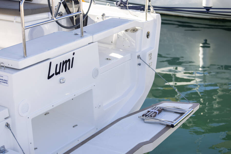 Dufour 37  | Lumi