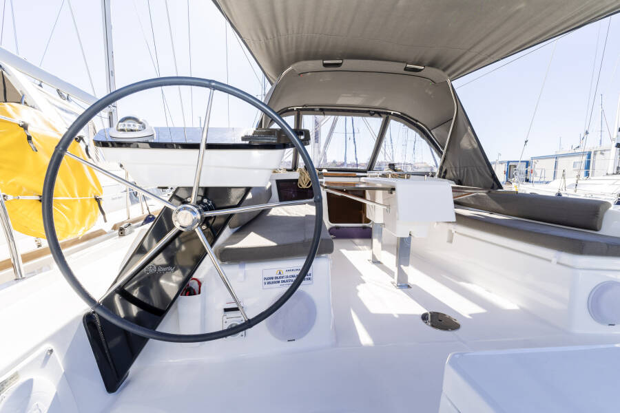Dufour 37  | Nessie