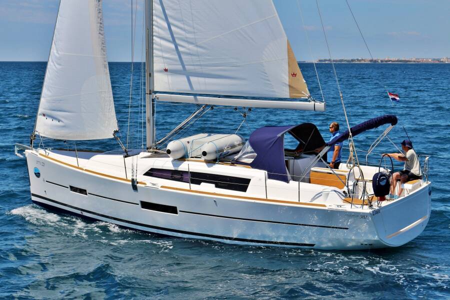 Dufour 382 GL  | Louise