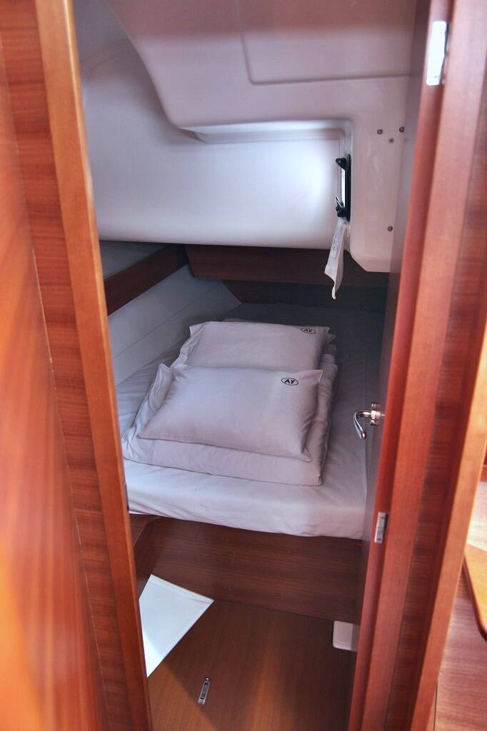 Dufour 382 GL  | Louise