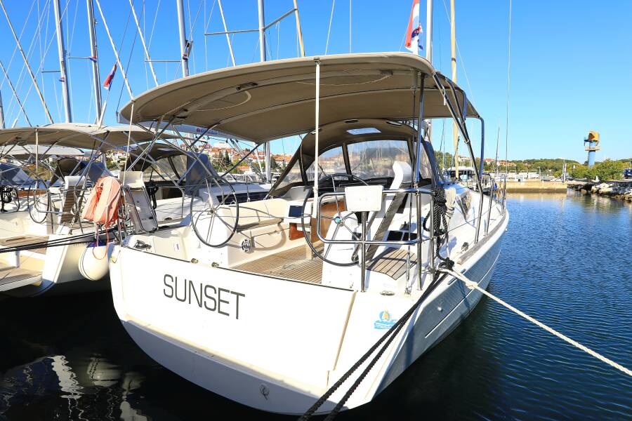 Dufour 382 GL  | Sunset