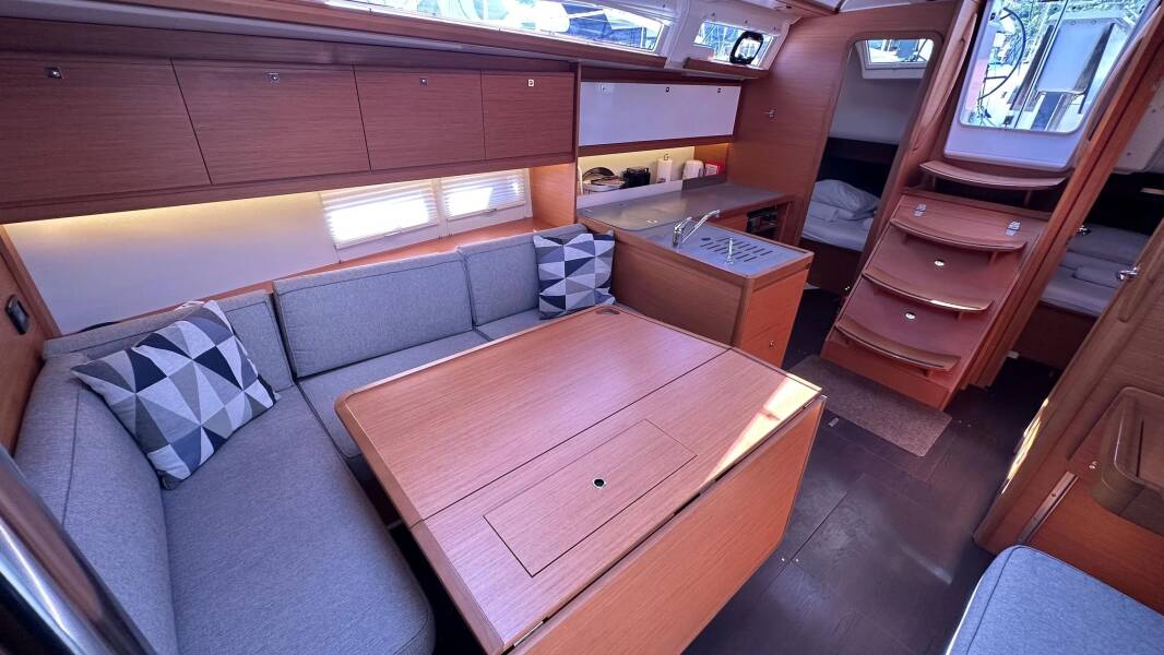 Dufour 390 GL  | Andela
