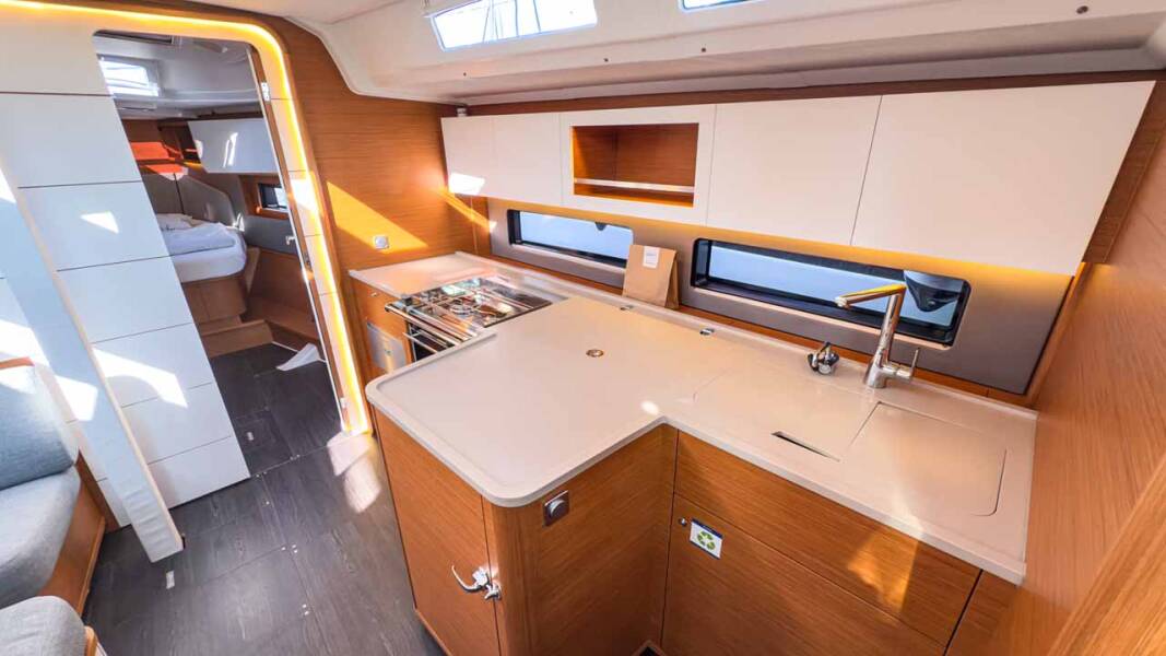 Dufour 41 Performance  | Nine to five