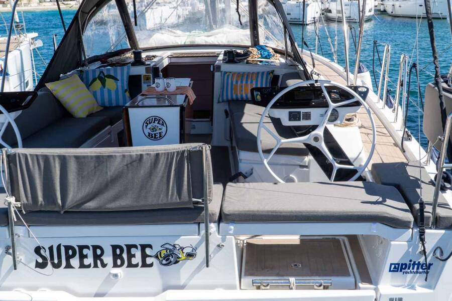 Dufour 41  | Super Bee