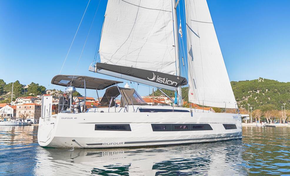 Dufour 41 | First Song