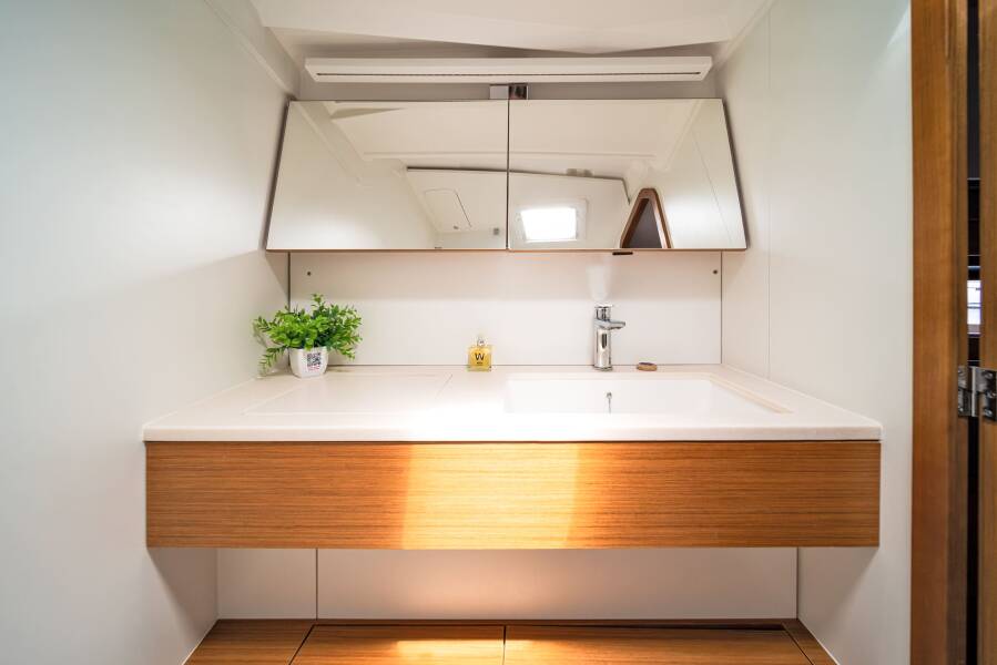 Dufour 41 | First Song