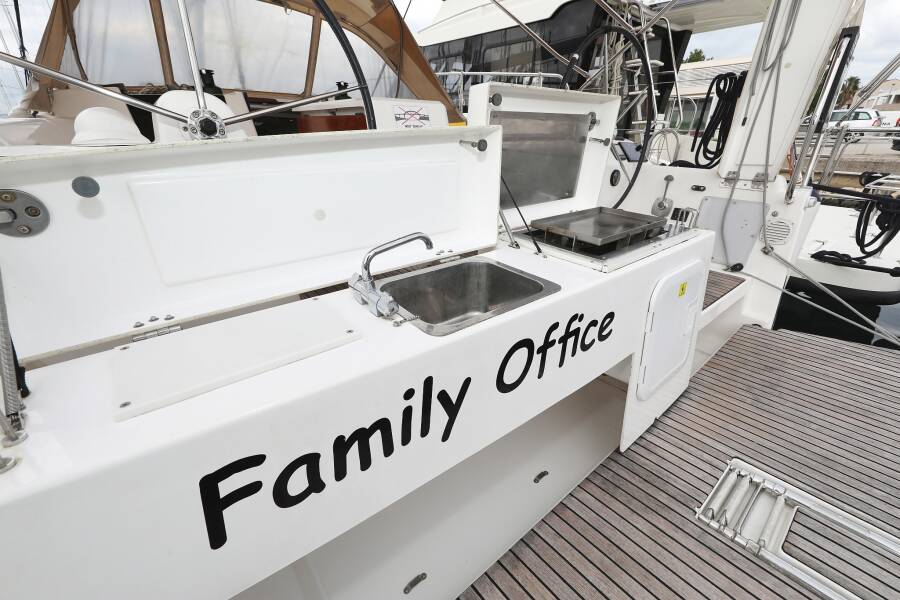 Dufour 412 GL  | Family Office