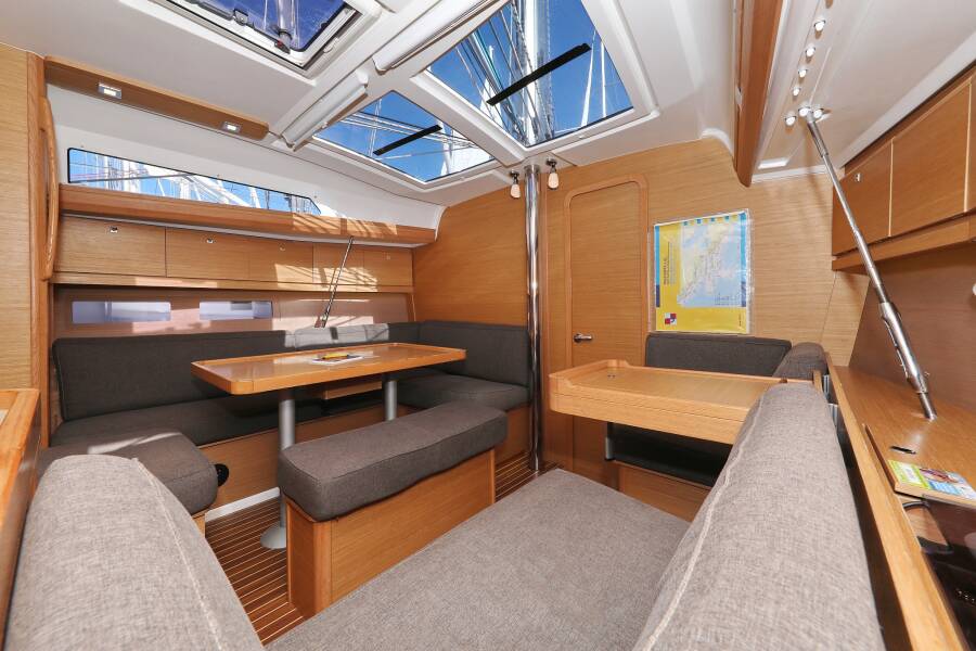 Dufour 412 GL  | Adrio