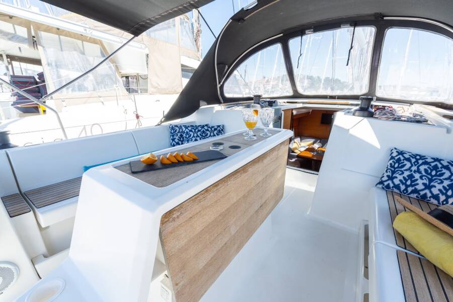 Dufour 412 GL  | Apus