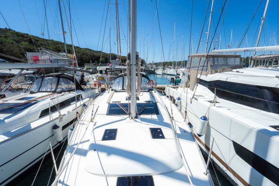 Dufour 412 GL  | Apus