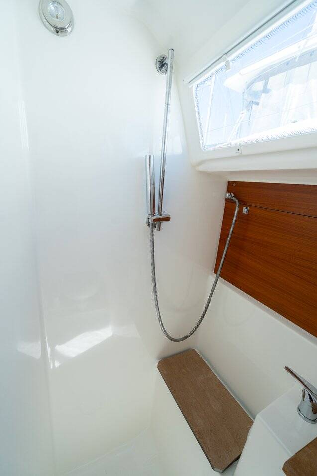 Dufour 412 GL  | Apus