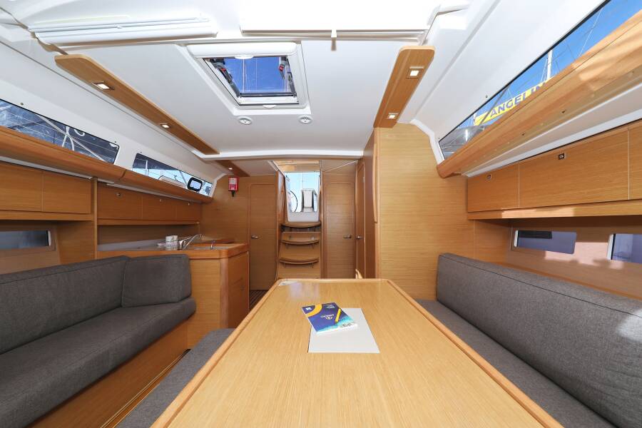 Dufour 412 GL  | Delta