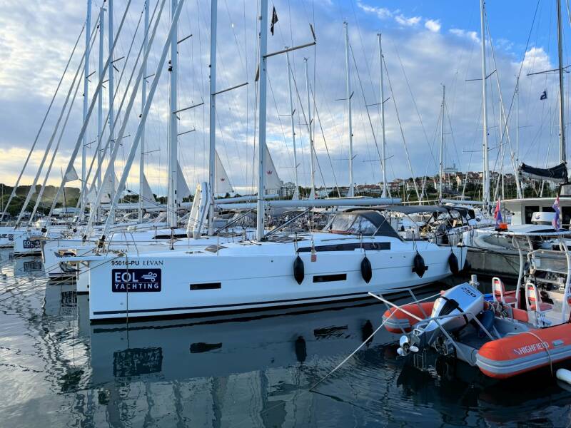 Dufour 430 GL  | Levan