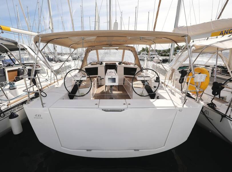 Dufour 430 GL