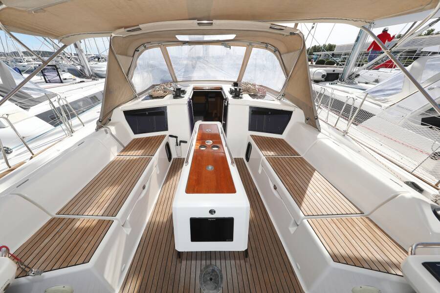 Dufour 430 GL  | Adriatic Office