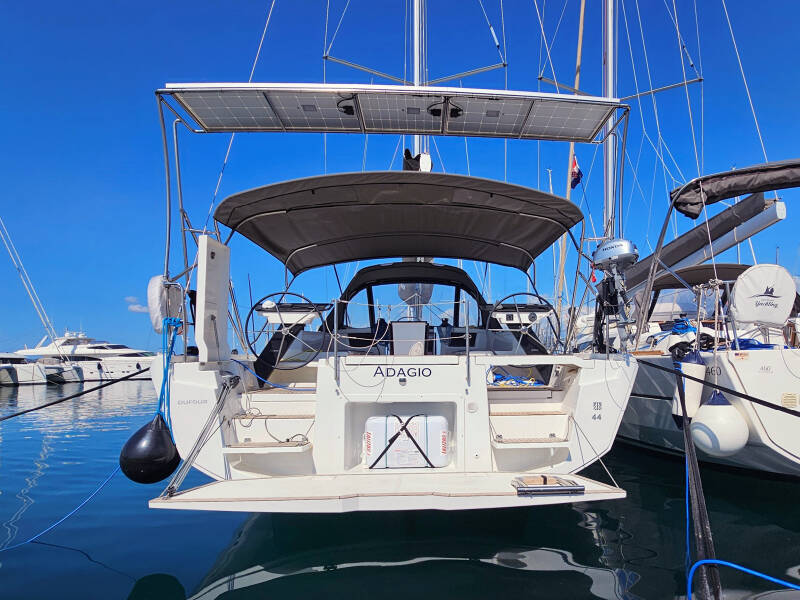 Dufour 44  | Adagio