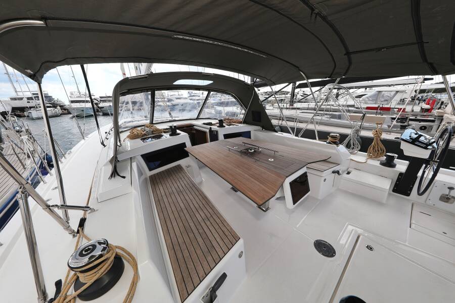 Dufour 470  | Fantasea