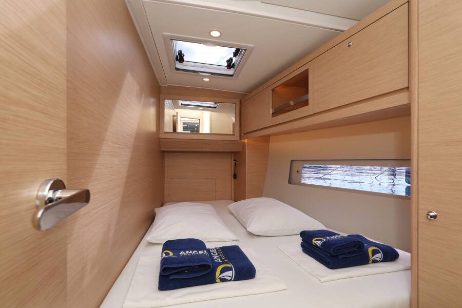 Dufour 470  | Blue moon
