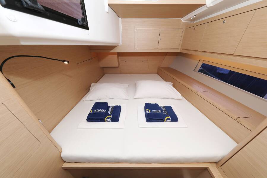 Dufour 470  | Blue moon