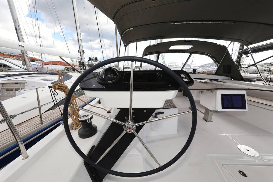 Dufour 470  | Blue moon