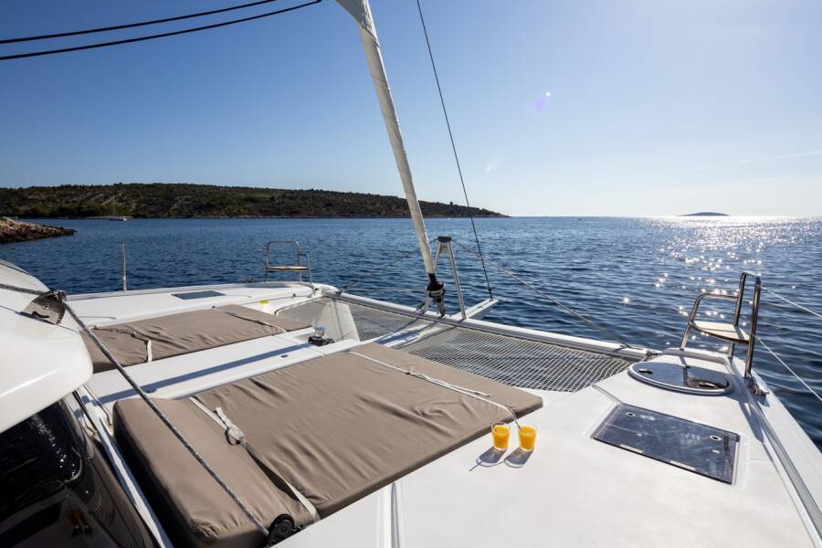 Dufour 48 Catamaran  | Uma