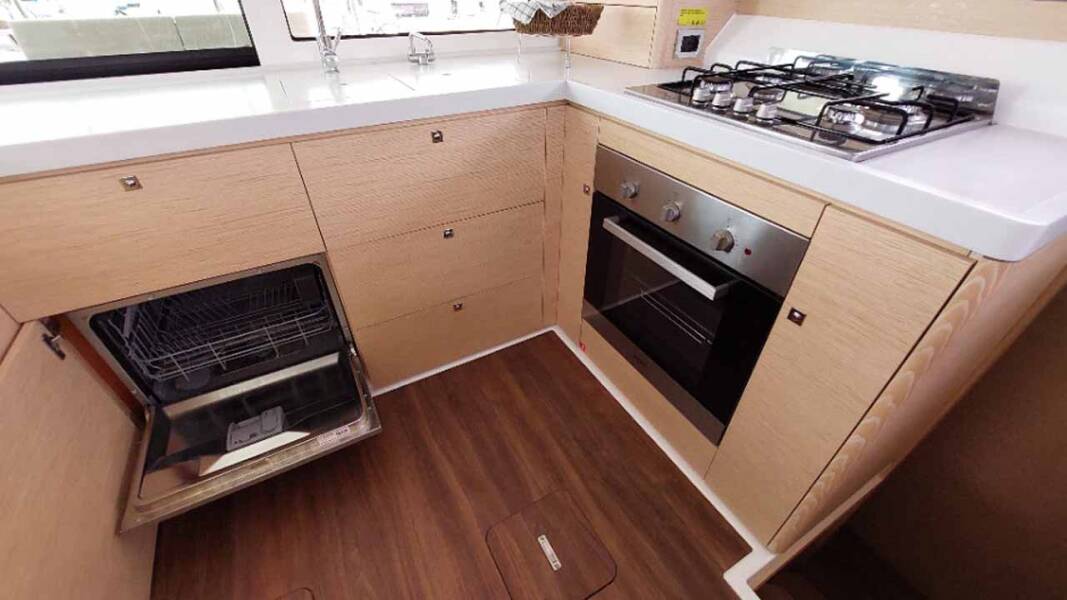 Dufour 48 Catamaran  | Dreamland