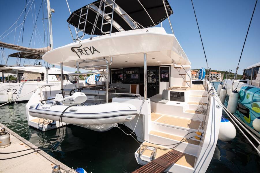 Dufour 48 Catamaran | Freya