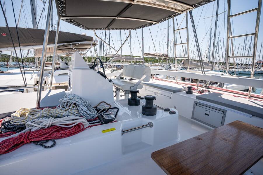 Dufour 48 Catamaran | Freya