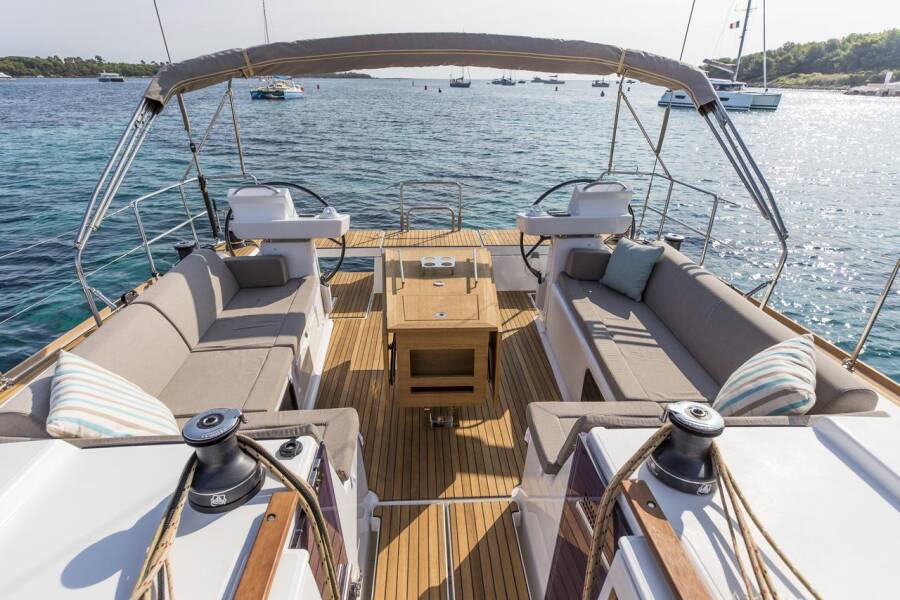 Dufour 520 GL  | Eurus