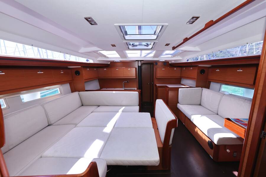 Dufour 520 GL  | Lateja
