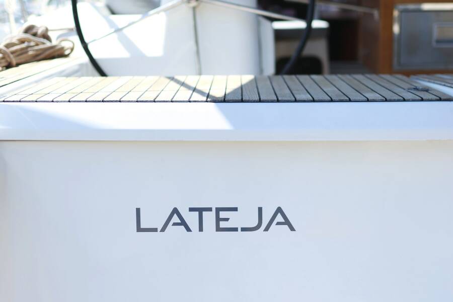 Dufour 520 GL  | Lateja