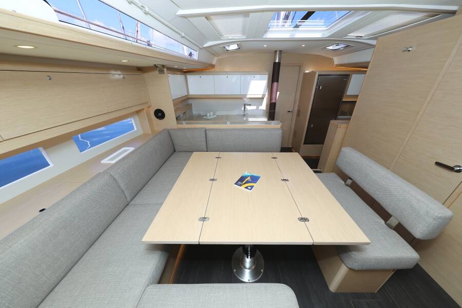 Dufour 530  | Dreamweaver