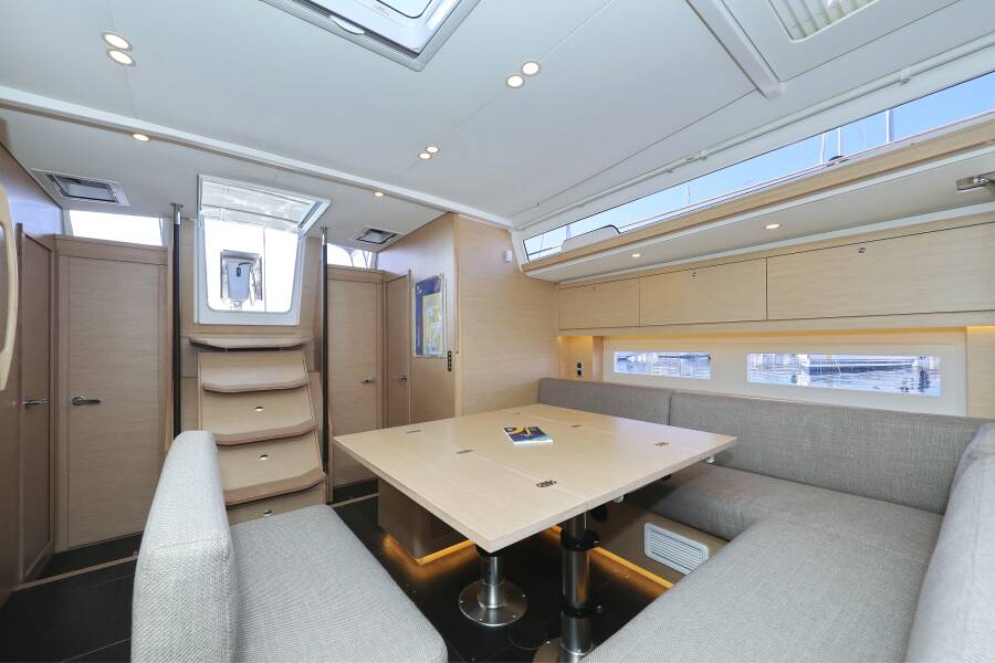 Dufour 530  | Dreamweaver
