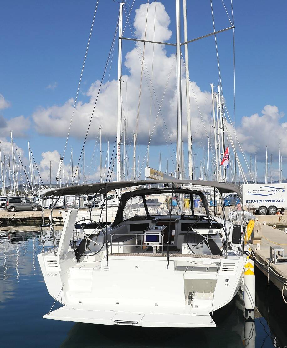 Dufour 530  | Blue Therapy