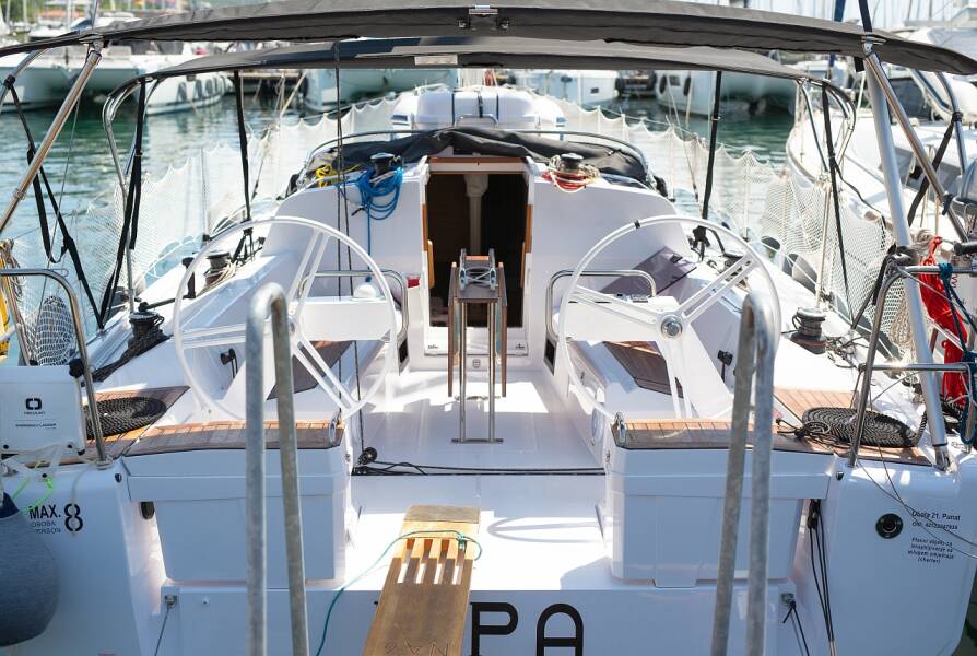 Elan E4  | Lipa