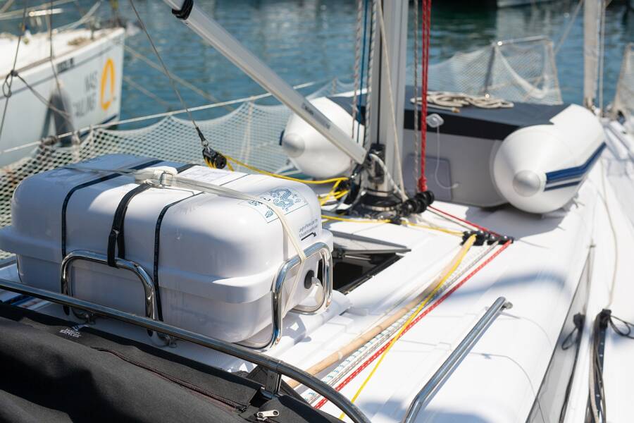 Elan E4  | Lipa