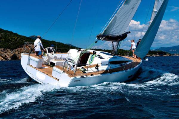 Elan E5 | Lina