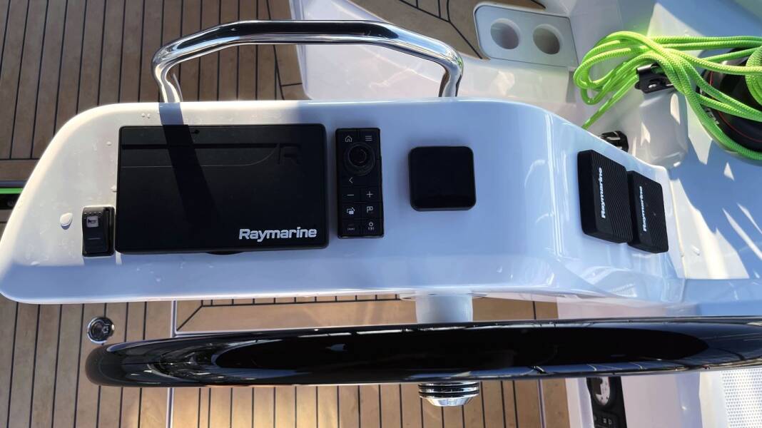 Elan E6 | Black Panther