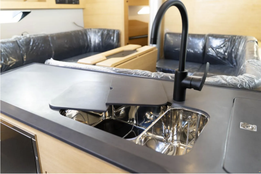 Elan E6 | Sailing Grace