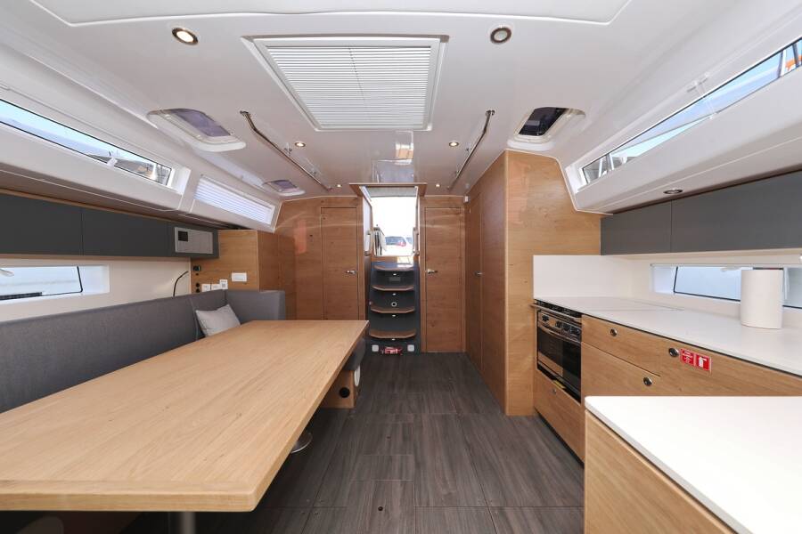 Elan Impression 45  | Bava