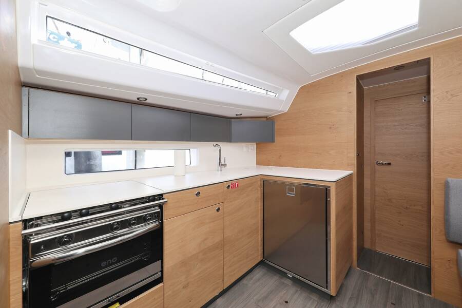 Elan Impression 45  | Bava